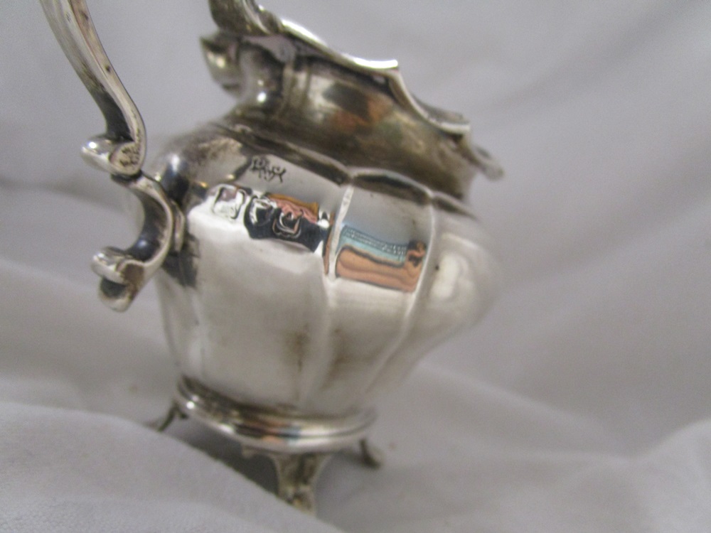 Hallmarked Batchelors 3 piece silver tea set - Total weight: 680g - Image 2 of 5