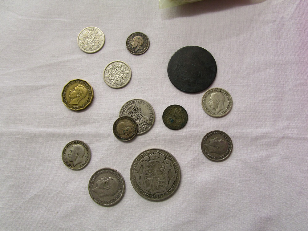 Coin collection including old pennies & commemorative Coca-Cola £1 coin - Image 4 of 5