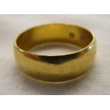 22ct gold wedding band - Approx 5.4g