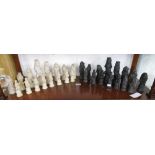 Large Animal themed chess set - 1 black pawn missing