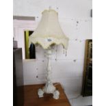 Working shabby-chic table lamp