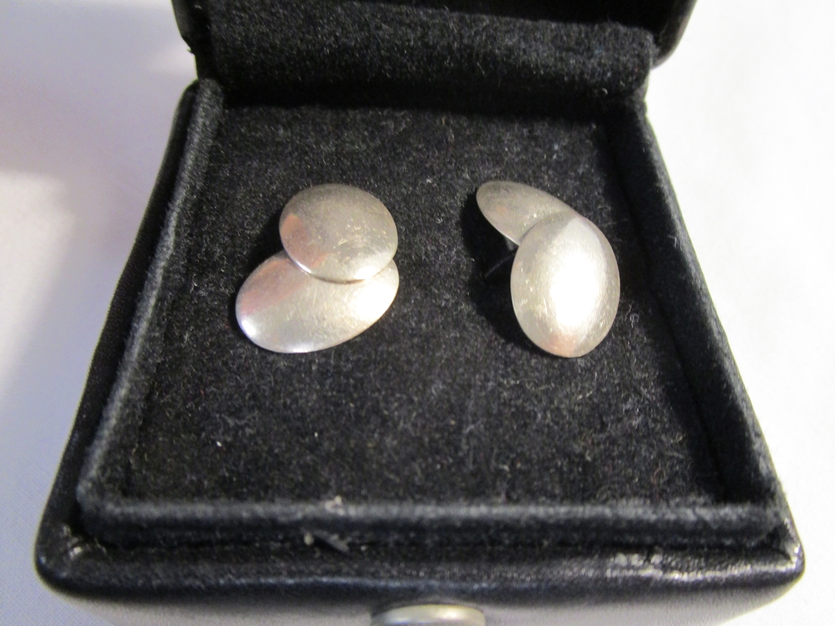 Pair of Victorian silver gent's cufflinks - Image 2 of 2