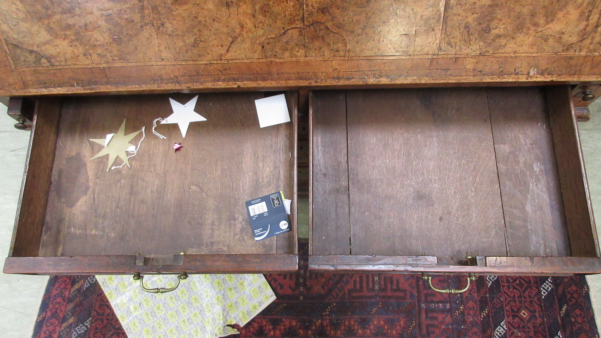 An early 18th century walnut herringbone line inlaid and crossbanded bureau, - Image 13 of 13