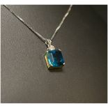 18CT YELLOW GOLD, EMERALD AND DIAMOND PENDANT. Emerald: 6.41ct est. Diamond: 0.31ct total est.