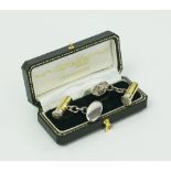 SILVER 'SHOOTING' CUFFLINKS, a pair, by murray ward, marked 925,