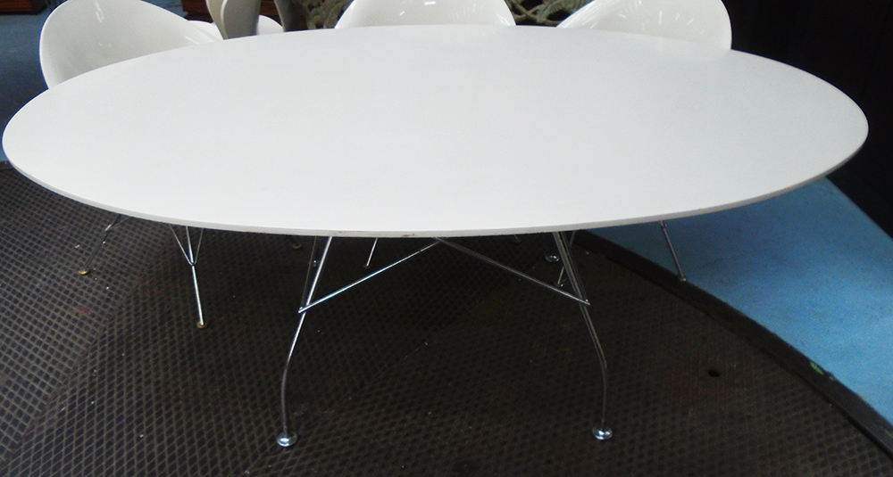 GLOSSY DINING TABLE, by Antonio Citterio with Glen Oliver for Kartell, 197cm x 125cm x 91cm approx.