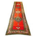 ANTIQUE HERIZ RUNNER, 450cm x 106cm,