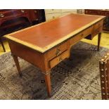 BUREAU PLAT,