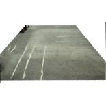 TIBETAN WOOL CARPET, 435cm x 318cm, en gris abstract field.