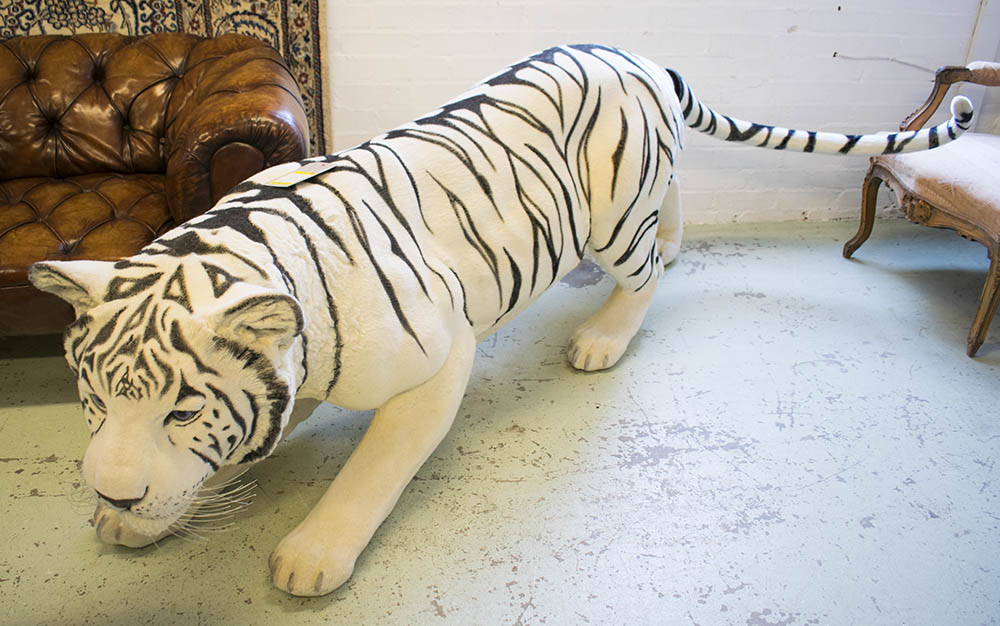 SIBERIAN WHITE TIGER SCULPTURE BY LARRY WALSHE, life sized, cast and carved fibreglass body,