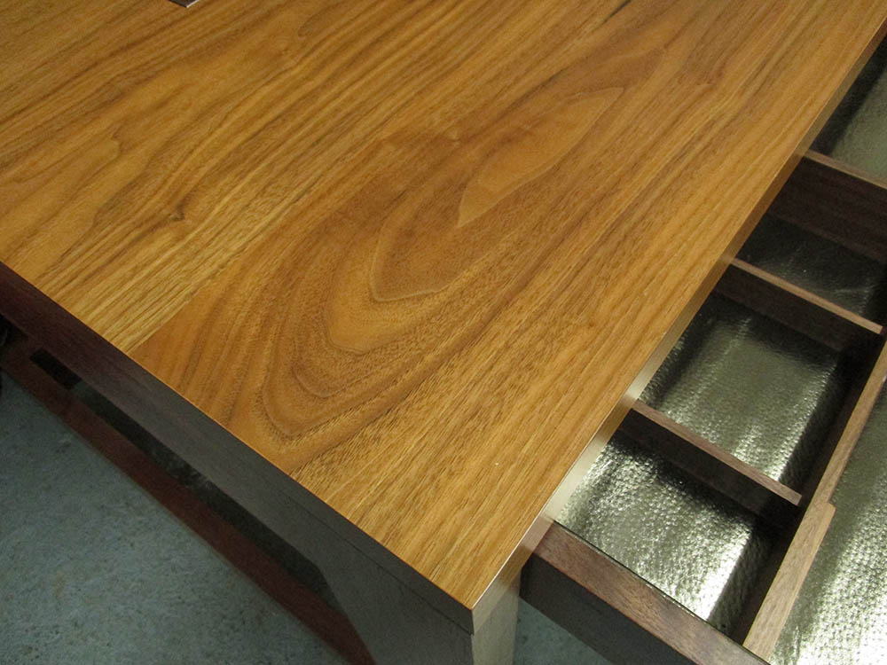 DESK, Tree Couture limited edition (25), 'Splendid Squire', American black walnut, - Image 4 of 6