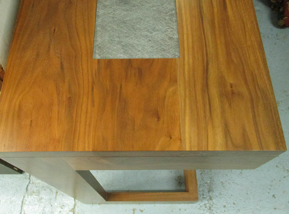 CONSOLE TABLE, Tree Couture limited edition (25), 'Glamourous Butler', American black walnut, - Image 2 of 3