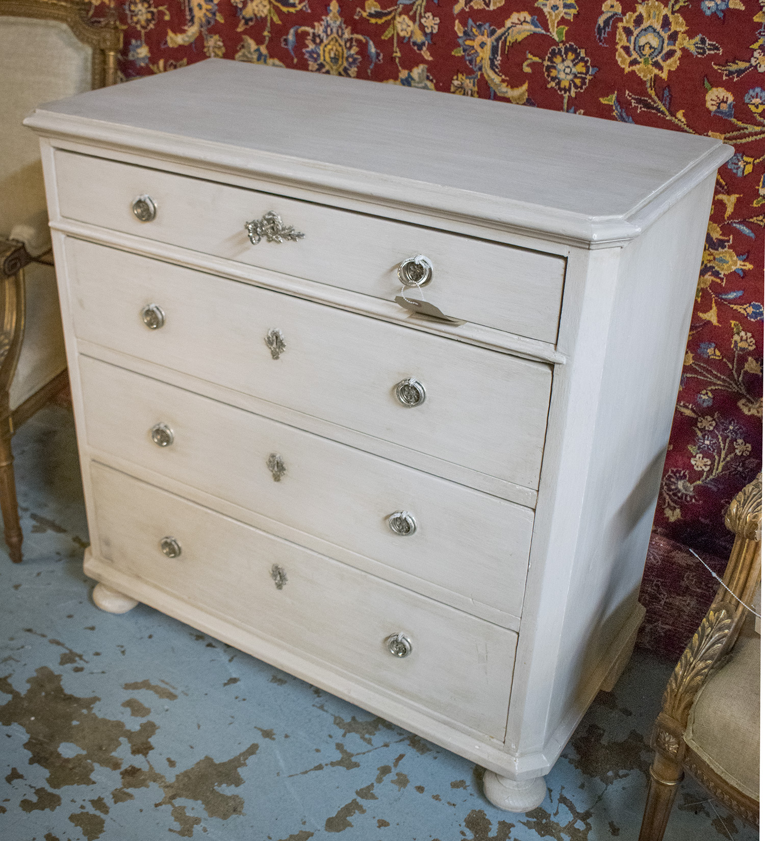 COMMODE, 19th century Swedish traditionally grey painted with four long drawers,