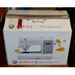 MODERN SINGER SEWING MACHINE IN BOX