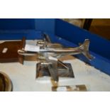 MODEL AIRCRAFT TABLE LIGHTER