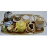 TRAY CONTAINING CHINESE VASE, WEDGWOOD BOX, SMALL MAUCHLINE WARE BOX, BURLEIGH ART DECO TEA WARE ETC