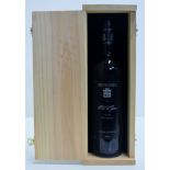 1999 HENSCHKE HILL OF GRACE EDEN VALLEY AUSTRALIAN RED WINE WITH WOODEN PRESENTATION BOX - 750ML,