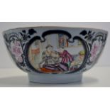 A FINE LATE 18TH CENTURY CHINESE PORCELAIN MANDARIN FAMILLE ROSE PEDESTAL PUNCH BOWL QIANLONG PERIOD