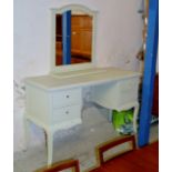 MODERN DRESSING TABLE WITH MIRROR