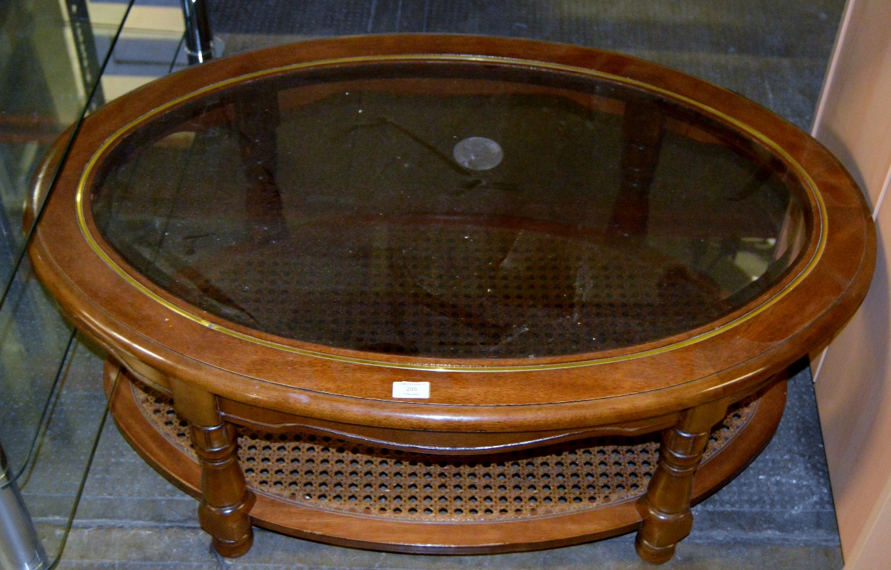 MAHOGANY 2 TIER GLASS TOP COFFEE TABLE