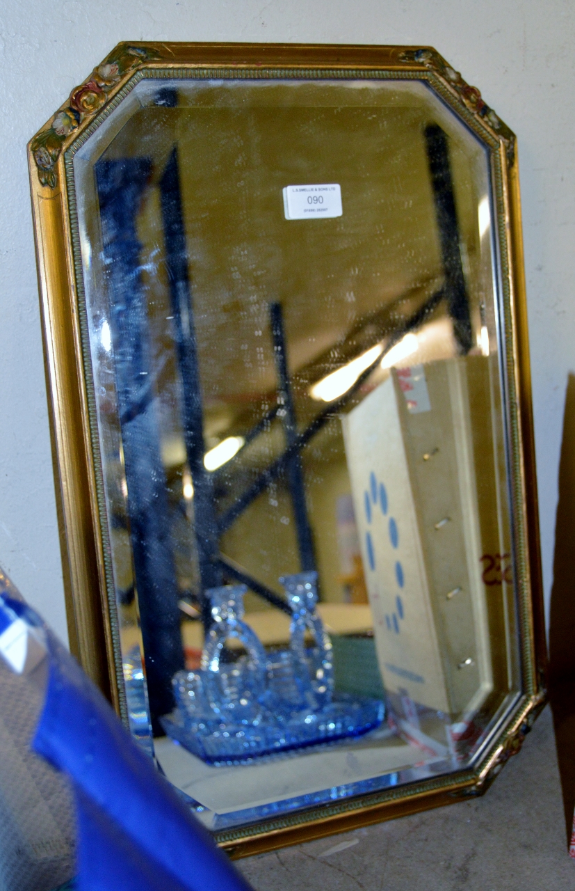 DECORATIVE GILT FRAMED WALL MIRROR