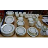 100+ PIECES OF ROYAL DOULTON RONDELAY TEA & DINNER WARE