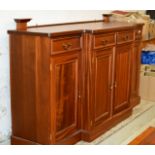 REPRODUCTION MAHOGANY MIRRORED BACK SIDEBOARD