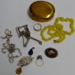 18CT GOLD DRESS RING, VARIOUS SILVER JEWELLERY, SWAROVSKI BROOCH PIN, BEAD NECKLACE ETC