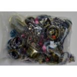 BAG WITH LARGE QUANTITY VARIOUS COSTUME JEWELLERY