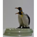 NOVELTY DOUBLE PENGUIN ASHTRAY