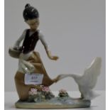 LLADRO FIGURINE ORNAMENT "YOUNG GIRL WITH BASKET OF EGGS"