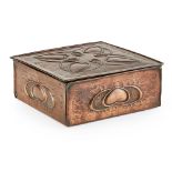 ATTRIBUTED TO TALWIN MORRIS GLASGOW STYLE ART NOUVEAU COPPER JEWELLERY BOX, CIRCA 1900 repoussé