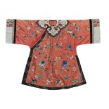 RUST-RED SILK LADY'S ROBE LATE 19TH/EARLY 20TH CENTURY embroidered in satin stitch and Peking