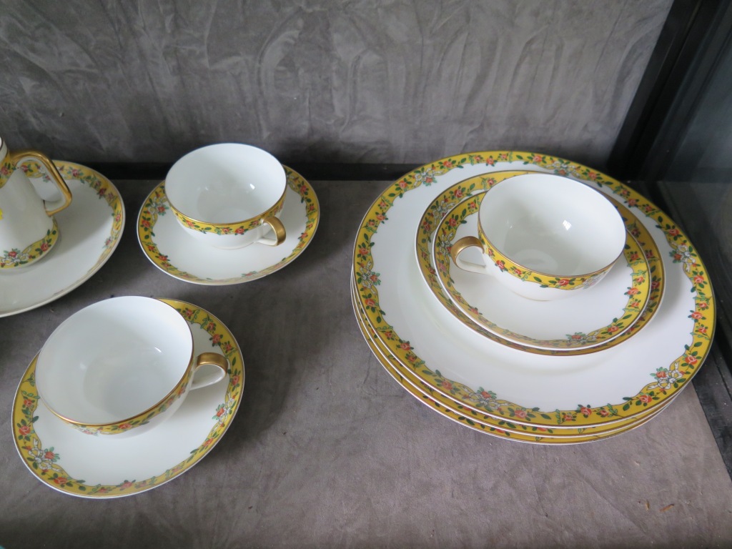 A Limoges Theodore Haviland part tea set with yellow border of roses and ribbon ties - Image 2 of 2