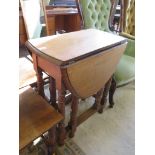 An oak gateleg table, with baluster turned supports, 62cm wide