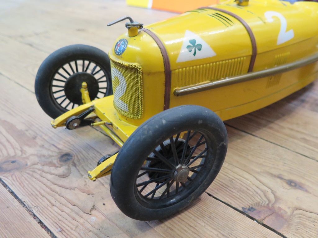 A CIJ (Compagnie Industrielle du Jouet) clockwork painted tinplate Alfa-Romeo P2 Racing Car finished - Image 6 of 12