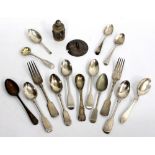 A SMALL GROUP OF GEORGIAN AND LATER TEA SPOONS and further items