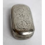 AN ANTIQUE GEORGIAN SILVER VINAIGRETTE with bright cut decoration and monogram to the lid 3.5cm