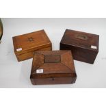 A GEORGIAN MAHOGANY SMALL BOX OR CASKET, 28cm wide together with a 19th century rosewood box, 27.5cm