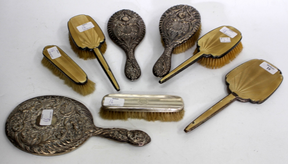 A QUANTITY OF SILVER AND SILVER PLATED DRESSING BRUSHES AND MIRRORS