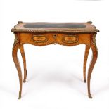 AN 18TH CENTURY STYLE FRENCH WALNUT LADIES WRITING TABLE with green leather inset top, cross