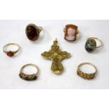 A CONTINENTAL 18 K YELLOW METAL CROSS inset with semi-precious stone and a small selection of