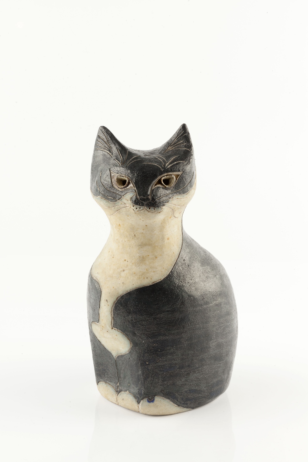 Rosemary Wren (1922-2013) Cat impressed potter's seal 24cm high.