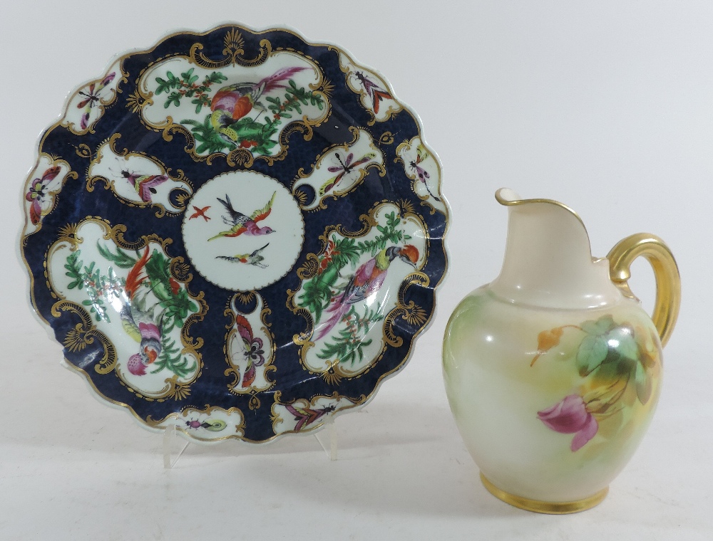 An 18th century Worcester porcelain cabinet plate, reserved with panels of exotic birds, - Bild 5 aus 6