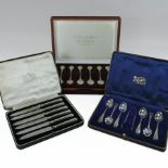 A set of six silver teaspoons, the Sovereign Queens spoon collection, cased,