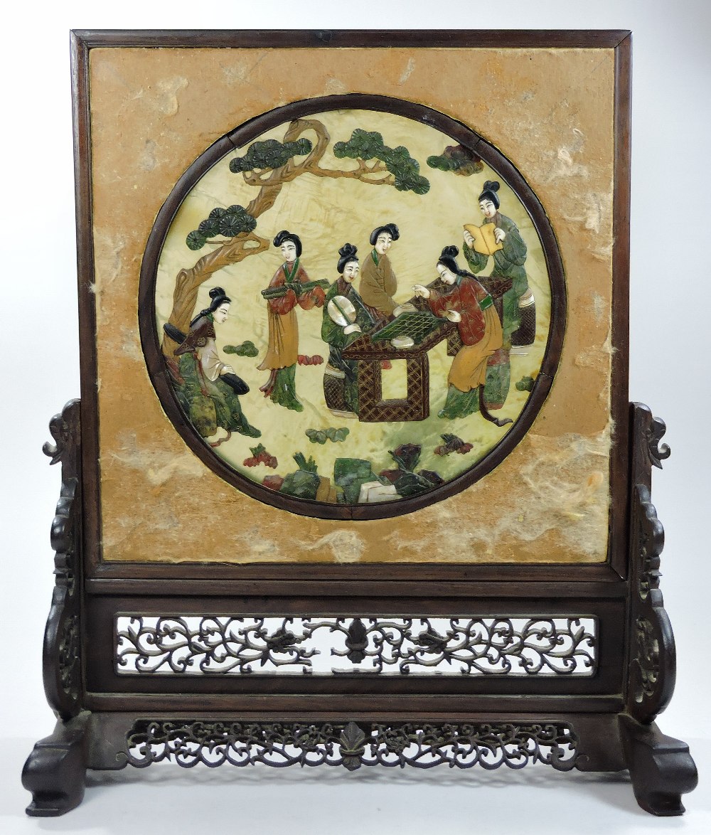 An early 20th century Chinese carved rosewood table screen, - Image 4 of 5