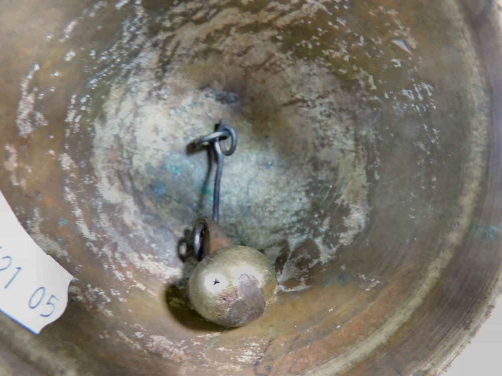 A small antique bronze bell, decorated in relief with a continuous frieze of figures, - Image 2 of 6