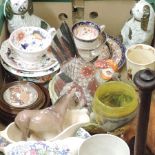A box of 19th century and later china, to include Prattware,