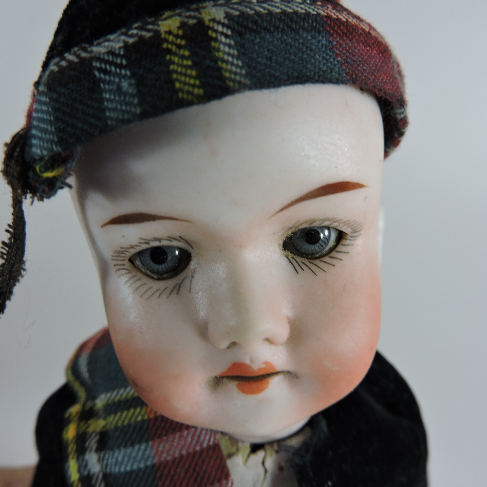 A 19th century German Walther and Sohn bisque headed doll, - Image 5 of 11