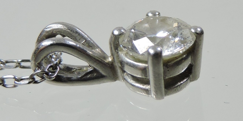 A diamond solitaire pendant, approximately 0. - Image 7 of 7